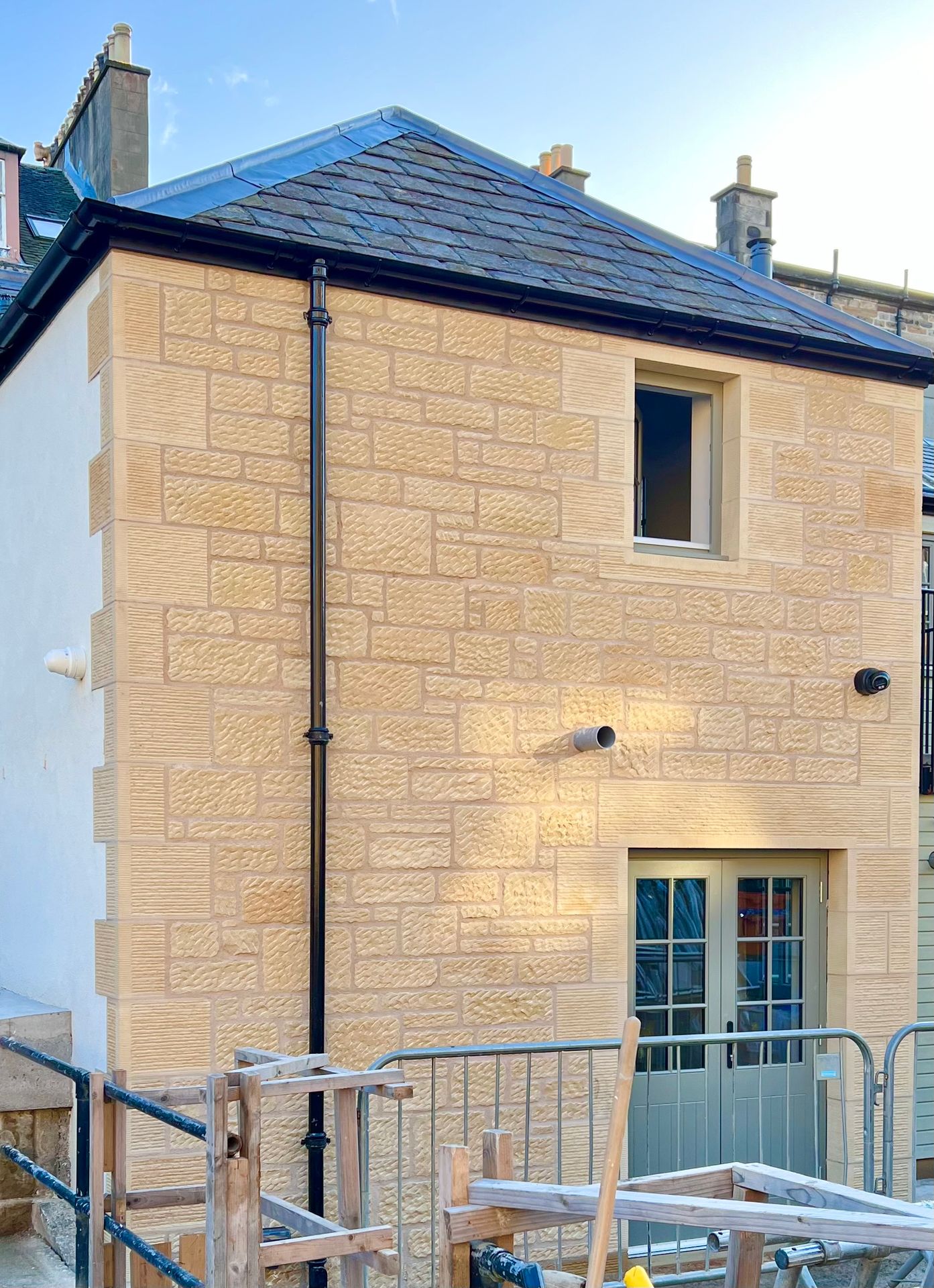 Traditional Scottish stonework by IMC Stonemasons Ltd, enhancing historic buildings with expert craftsmanship.